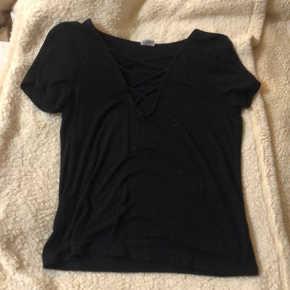 criss cross black top - Picture 1 of 4